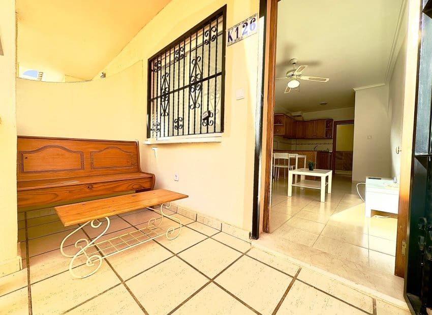 2 bedroom Bungalow for sale in Playa Flamenca with pool - € 132,000 (Ref: 9495361)