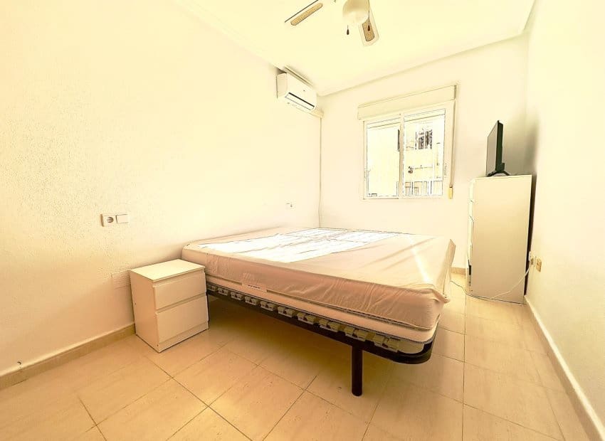 2 bedroom Bungalow for sale in Playa Flamenca with pool - € 132,000 (Ref: 9495361)