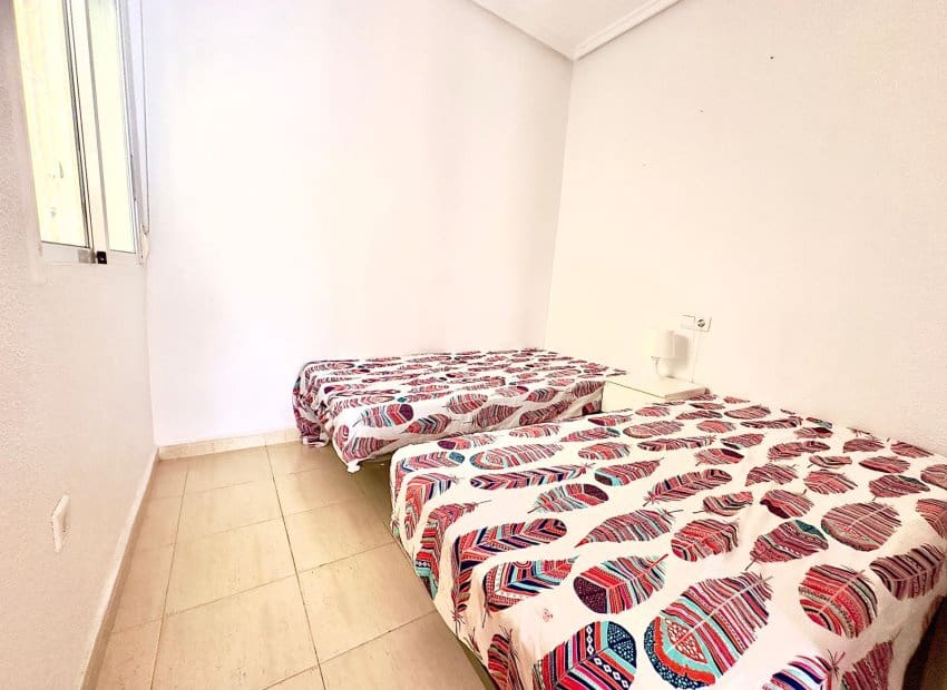 2 bedroom Bungalow for sale in Playa Flamenca with pool - € 132,000 (Ref: 9495361)