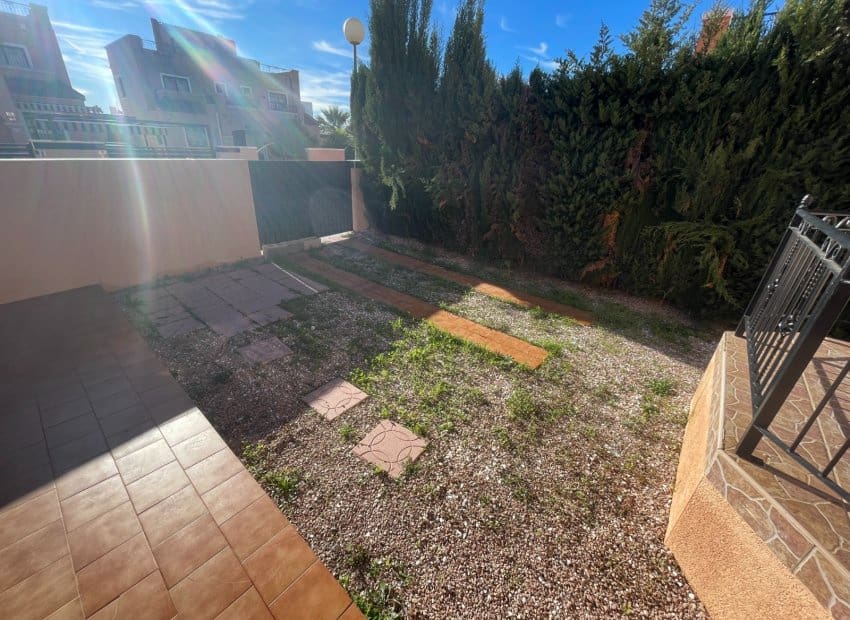 3 sovrum Semi-fristående Villa till salu i Los Montesinos med pool - 273 000 € (Ref: 9495362)