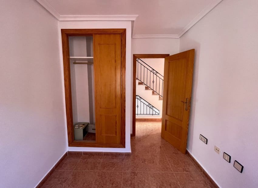 3 sovrum Semi-fristående Villa till salu i Los Montesinos med pool - 273 000 € (Ref: 9495362)