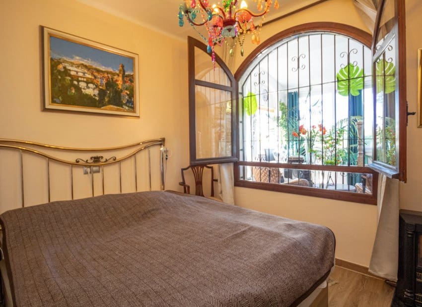 2 bedroom Semi-detached Villa for sale in Orihuela - € 299,000 (Ref: 9495363)