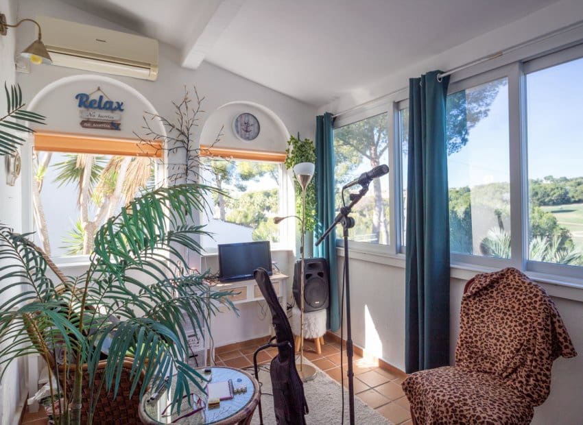 2 bedroom Semi-detached Villa for sale in Orihuela - € 299,000 (Ref: 9495363)