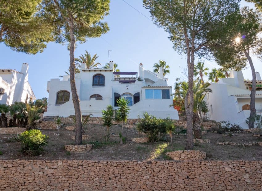 2 bedroom Semi-detached Villa for sale in Orihuela - € 299,000 (Ref: 9495363)