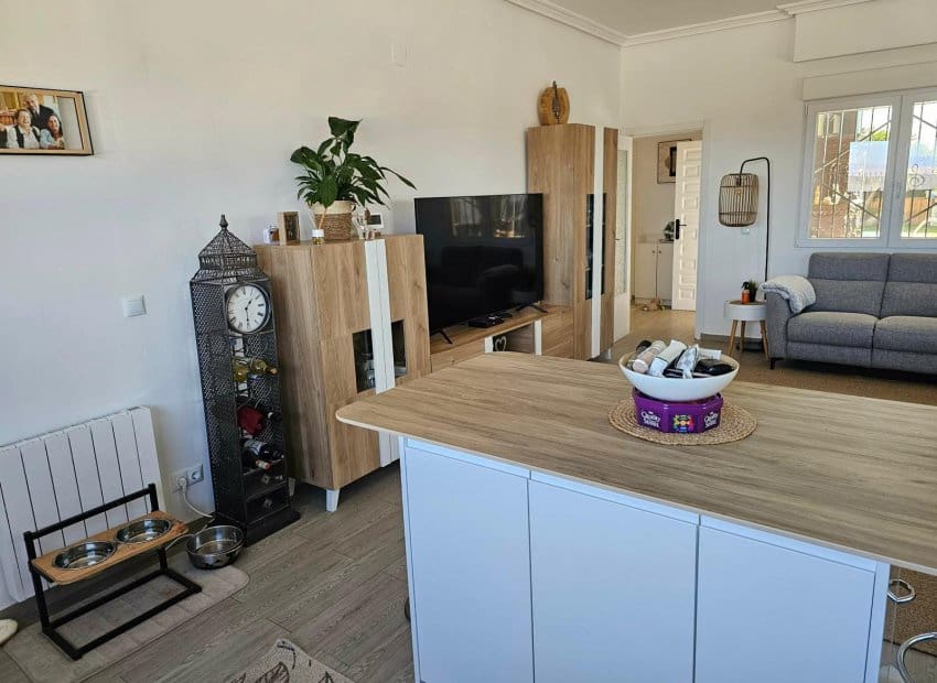 4 bedroom Villa for sale in San Fulgencio with pool - € 520,000 (Ref: 9495366)