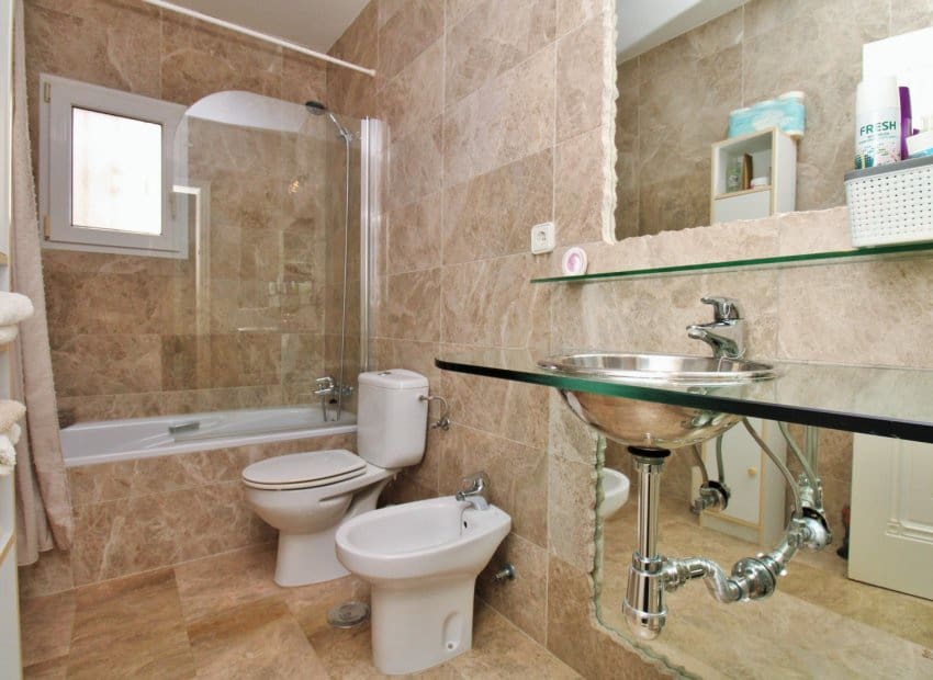 3 bedroom Villa for sale in Las Ramblas Golf with pool - € 465,000 (Ref: 9500647)