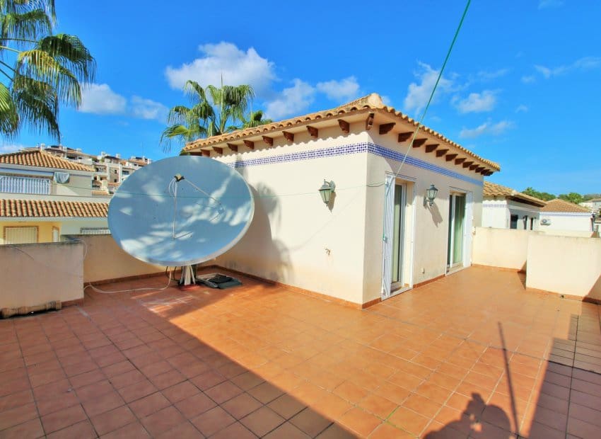 3 bedroom Villa for sale in Las Ramblas Golf with pool - € 465,000 (Ref: 9500647)
