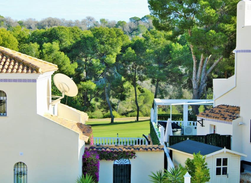 3 bedroom Villa for sale in Las Ramblas Golf with pool - € 465,000 (Ref: 9500647)