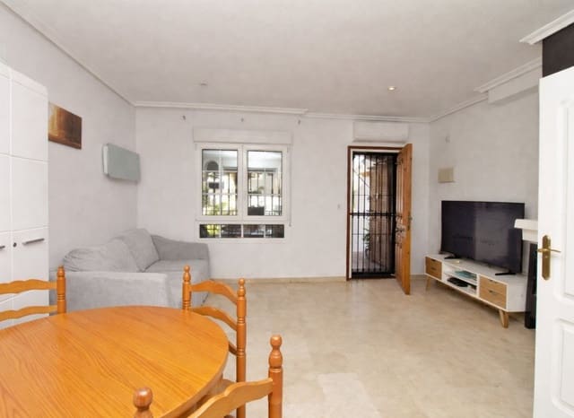 2 soverom Hus til salgs i Los Dolses, Orihuela med svømmebasseng - € 229 995 (Ref: 9500648)