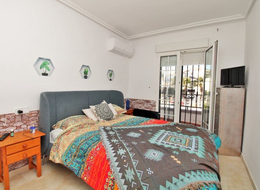 2 soverom Hus til salgs i Los Dolses med svømmebasseng - € 229 995 (Ref: 9500648)