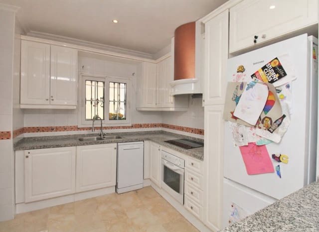 2 soverom Hus til salgs i Los Dolses, Orihuela med svømmebasseng - € 229 995 (Ref: 9500648)