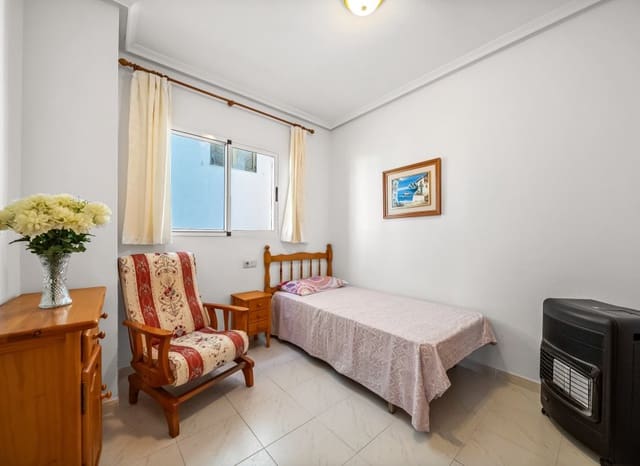 Apartamento de 2 habitaciones en Cañada del Molino, Torrevieja en venta con piscina - 189.900 € (Ref: 9500650)