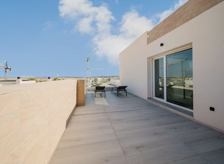 3 bedroom Semi-detached Villa for sale in Algorfa with pool - € 525,000 (Ref: 9500651)