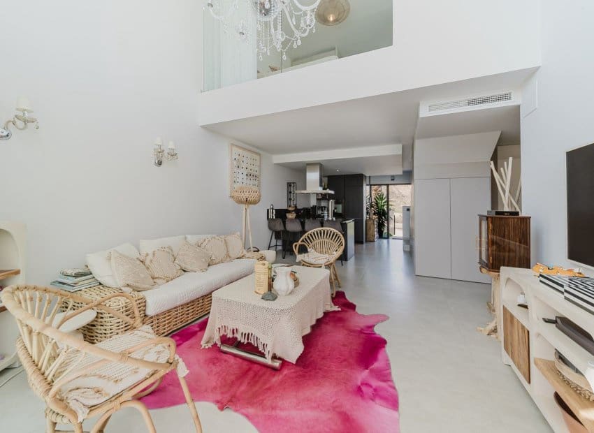 3 bedroom Semi-detached Villa for sale in Algorfa with pool - € 525,000 (Ref: 9500651)