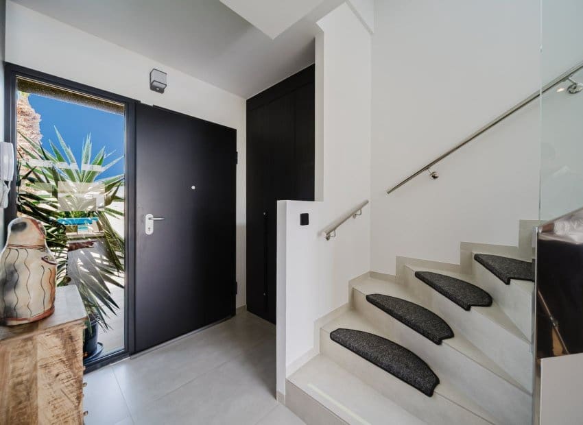 3 bedroom Semi-detached Villa for sale in Algorfa with pool - € 525,000 (Ref: 9500651)