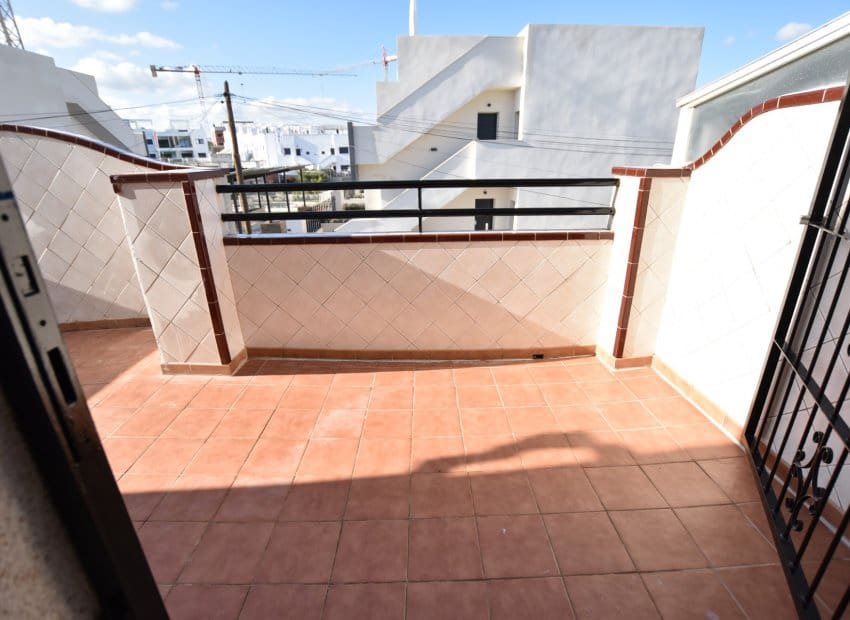 3 sovrum Hus till salu i Torrevieja med pool - 149 000 € (Ref: 9503502)