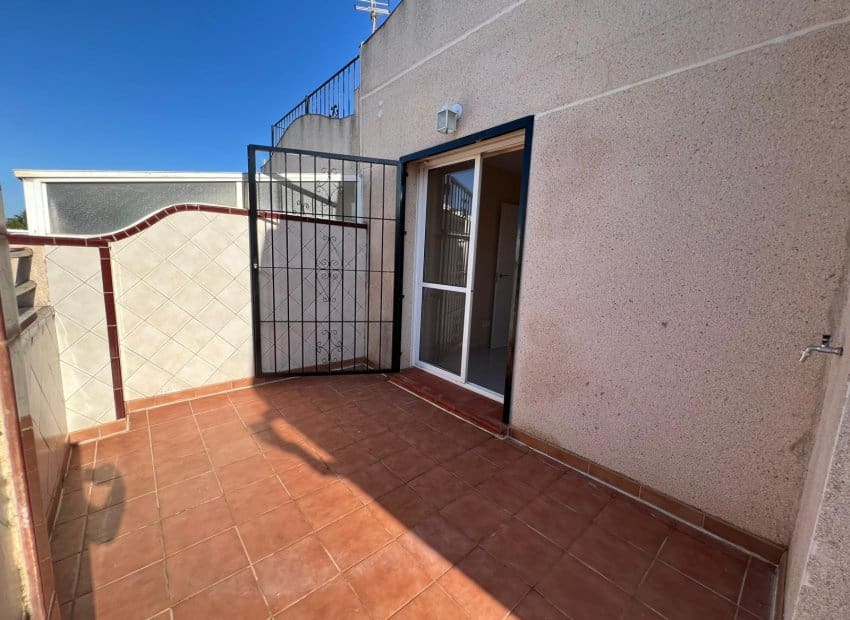 3 sovrum Hus till salu i Torrevieja med pool - 149 000 € (Ref: 9503502)