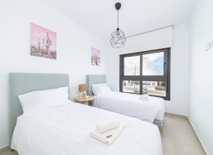 2 bedroom Apartment for sale in Pilar de la Horadada with pool - € 299,000 (Ref: 9503504)