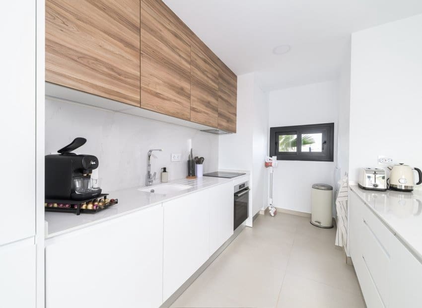 2 bedroom Apartment for sale in Pilar de la Horadada with pool - € 299,000 (Ref: 9503504)