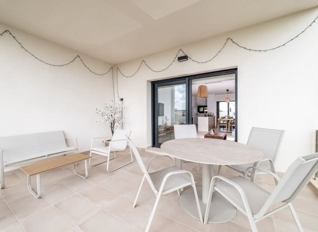 2 bedroom Apartment for sale in Pilar de la Horadada with pool - € 299,000 (Ref: 9503504)