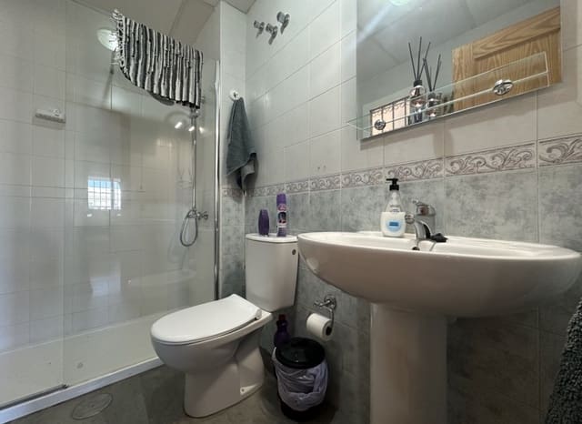 2 bedroom Apartment for sale in La Zenia, Orihuela with pool - € 174,950 (Ref: 9503505)