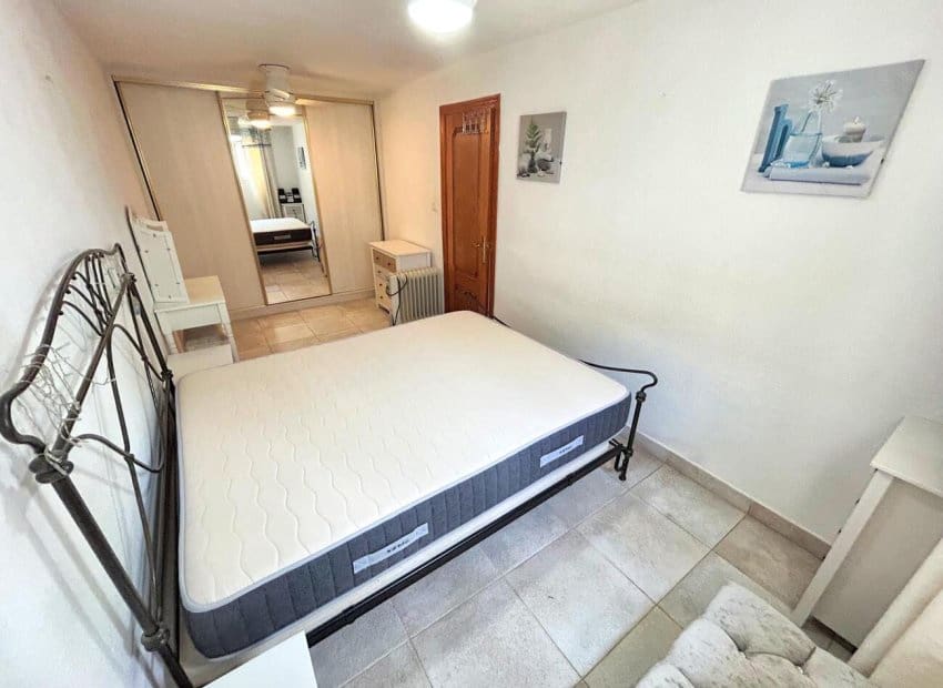 4 bedroom Townhouse for sale in Villamartin with pool - € 249,900 (Ref: 9503506)