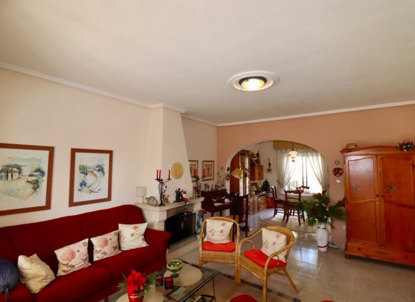 3 camera da letto Casa in vendita in Dona Pepa con piscina - 249.950 € (Rif: 9503507)