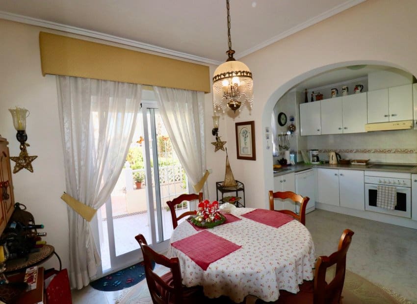 3 camera da letto Casa in vendita in Dona Pepa con piscina - 249.950 € (Rif: 9503507)