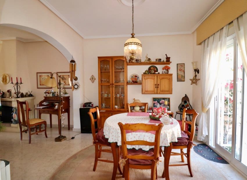 3 camera da letto Casa in vendita in Dona Pepa con piscina - 249.950 € (Rif: 9503507)