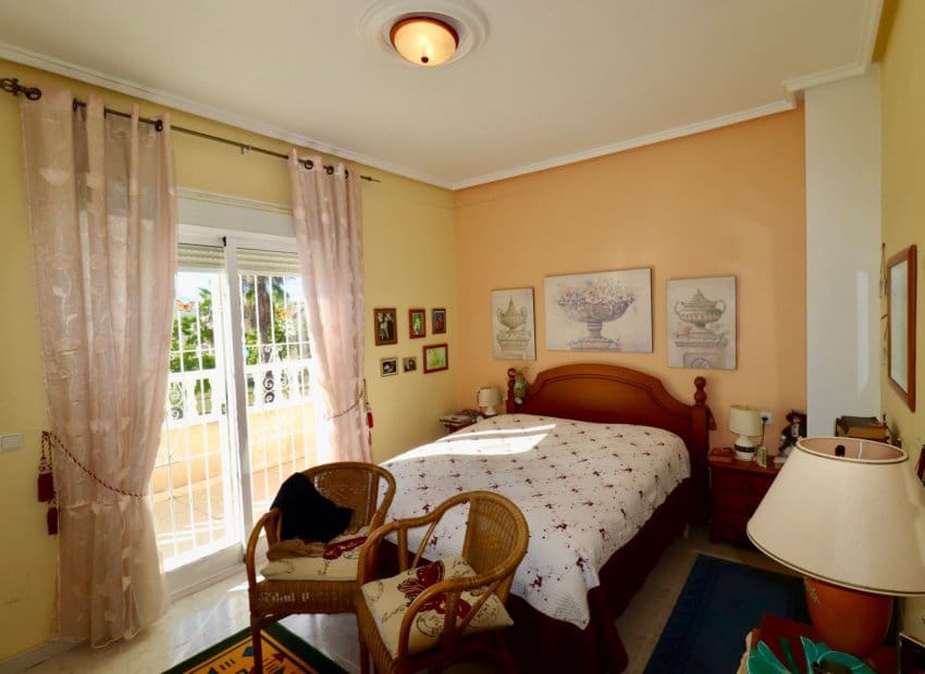 3 camera da letto Casa in vendita in Dona Pepa con piscina - 249.950 € (Rif: 9503507)