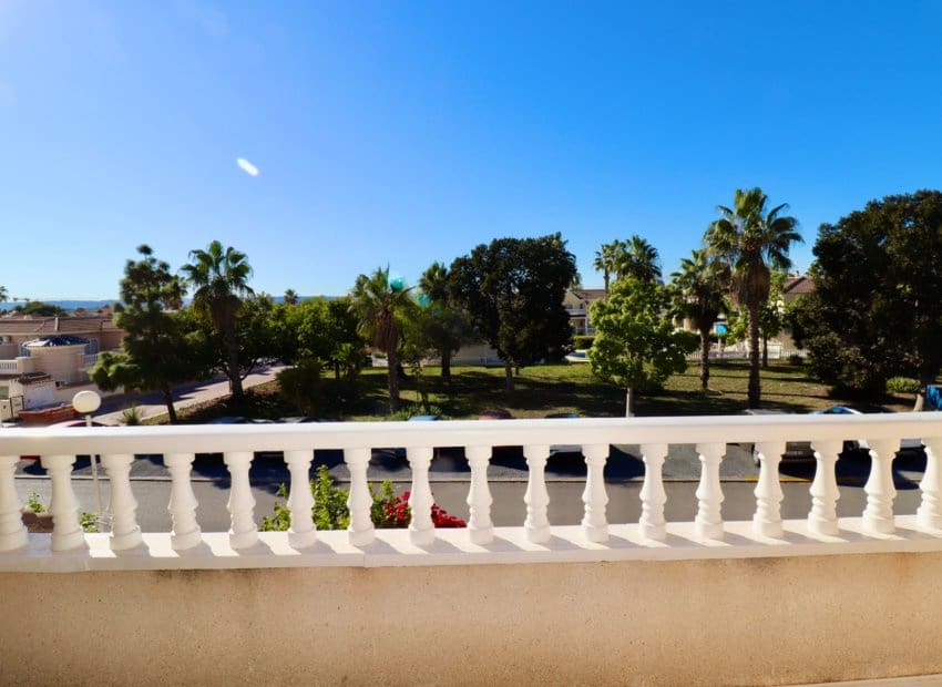 3 camera da letto Casa in vendita in Dona Pepa con piscina - 249.950 € (Rif: 9503507)