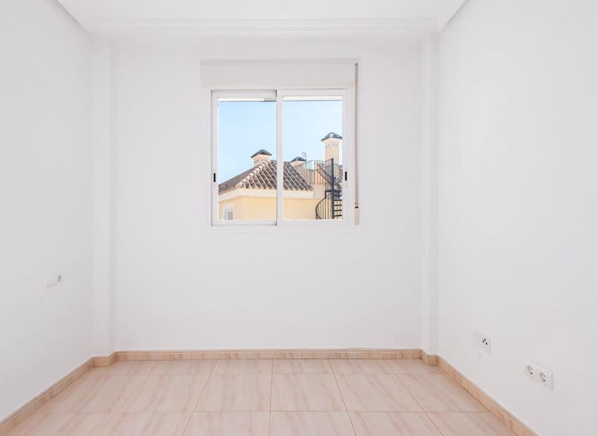 2 bedroom Apartment for sale in Orihuela Costa with pool - € 185,000 (Ref: 9510271)