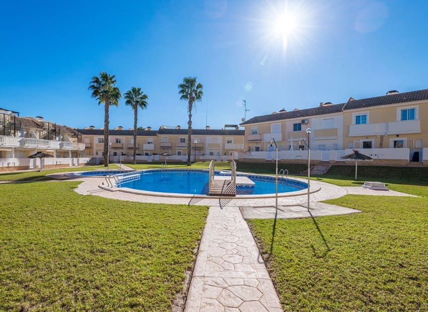 2 bedroom Apartment for sale in Orihuela Costa with pool - € 185,000 (Ref: 9510271)