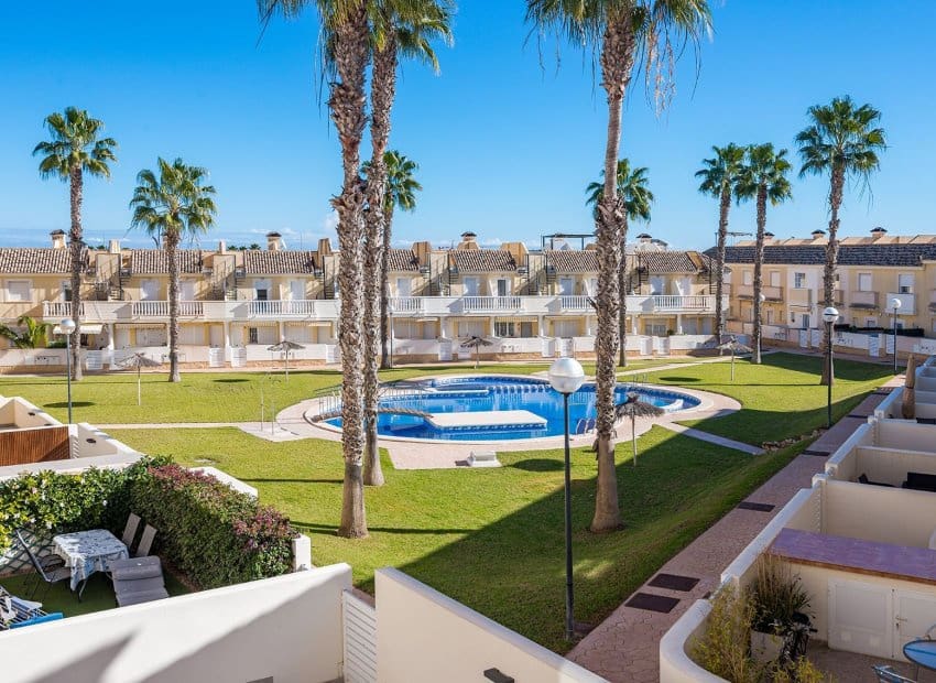 2 bedroom Apartment for sale in Orihuela Costa with pool - € 185,000 (Ref: 9510271)