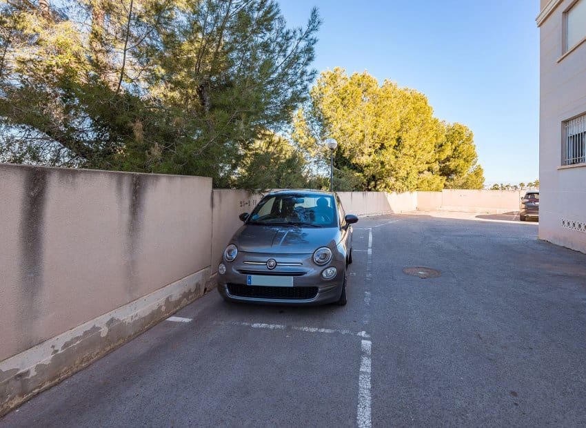 2 bedroom Apartment for sale in Orihuela Costa with pool - € 185,000 (Ref: 9510271)