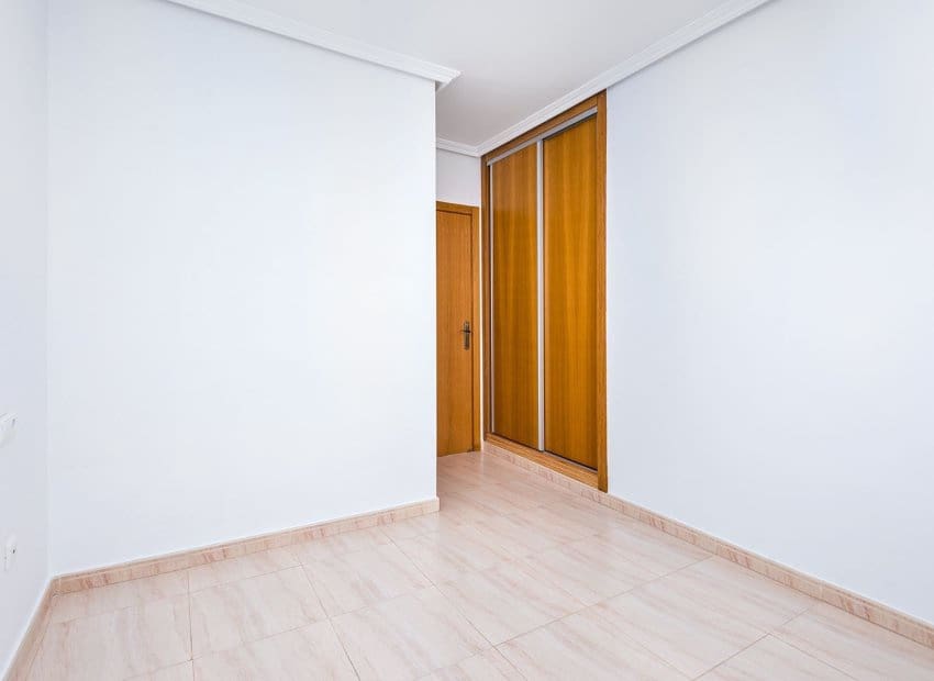 2 bedroom Apartment for sale in Orihuela Costa with pool - € 185,000 (Ref: 9510271)