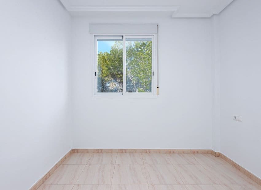 2 bedroom Apartment for sale in Orihuela Costa with pool - € 185,000 (Ref: 9510271)