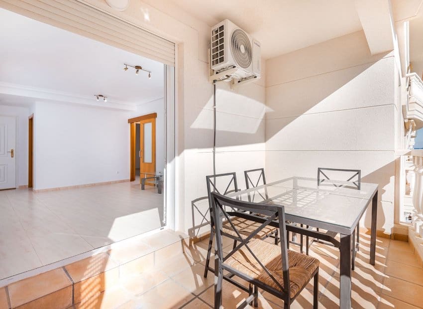 2 bedroom Apartment for sale in Orihuela Costa with pool - € 185,000 (Ref: 9510271)