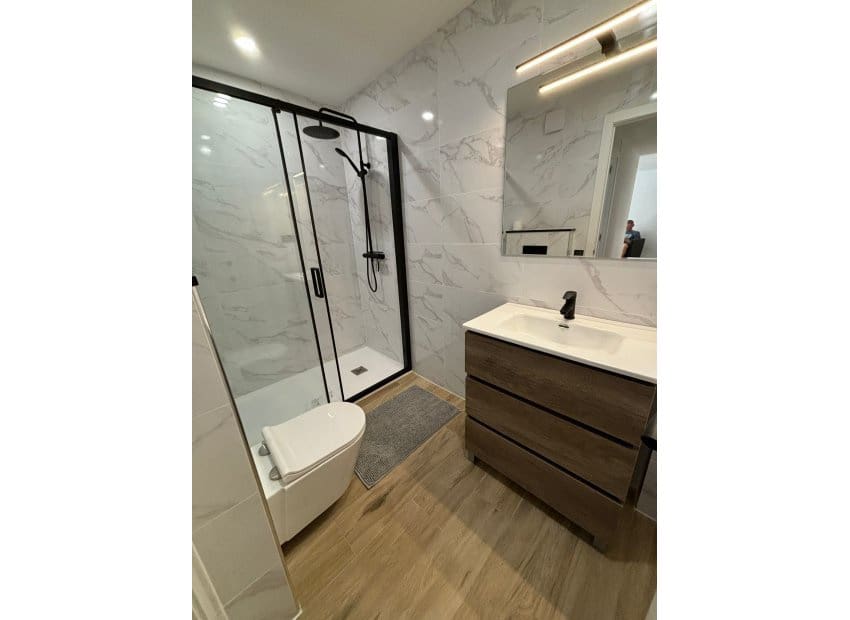 3 bedroom Beach Apartment for sale in Torrevieja - € 289,000 (Ref: 9510272)