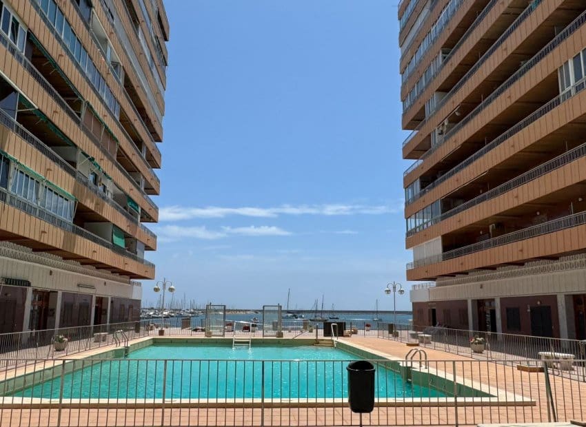 3 bedroom Beach Apartment for sale in Torrevieja - € 289,000 (Ref: 9510272)