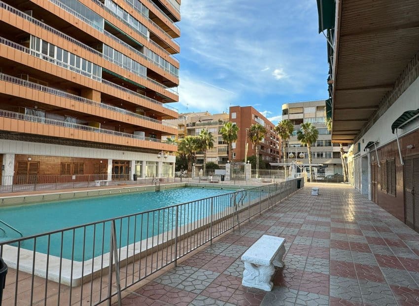 3 bedroom Beach Apartment for sale in Torrevieja - € 289,000 (Ref: 9510272)