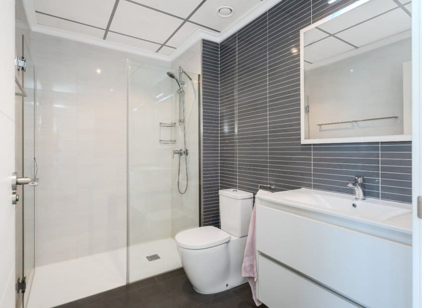 3 makuuhuone Kattohuoneisto myytävänä paikassa Orihuela Costa mukana uima-altaan - 346 000 € (Ref: 9516565)