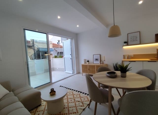 2 soverom Hus til salgs i La Siesta, Torrevieja - € 149 000 (Ref: 9521843)