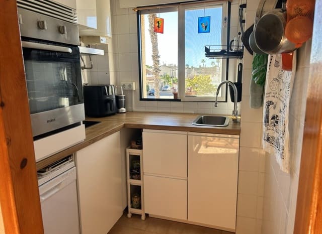 3 makuuhuone Huoneisto myytävänä paikassa Centro, Los Alcázares mukana uima-altaan - 99 000 € (Ref: 9521846)