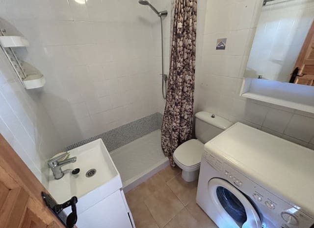 3 makuuhuone Huoneisto myytävänä paikassa Centro, Los Alcázares mukana uima-altaan - 99 000 € (Ref: 9521846)