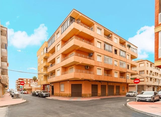 3 soveværelse Penthouse til salg i Playa de los Náufragos, Torrevieja - € 149.900 (Ref: 9521865)