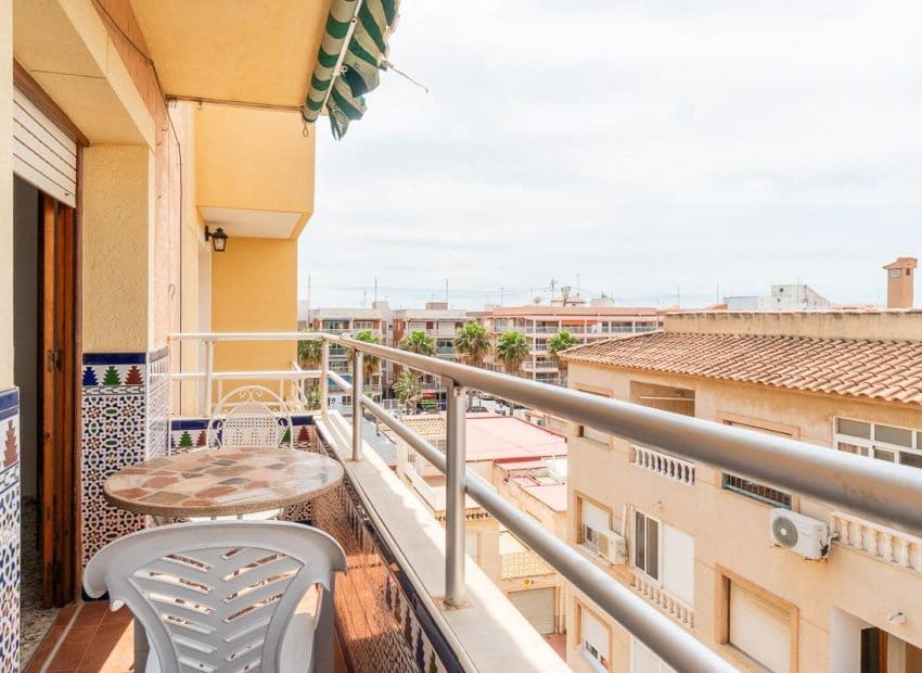 3 soveværelse Penthouse til salg i Torrevieja - € 149.900 (Ref: 9521865)