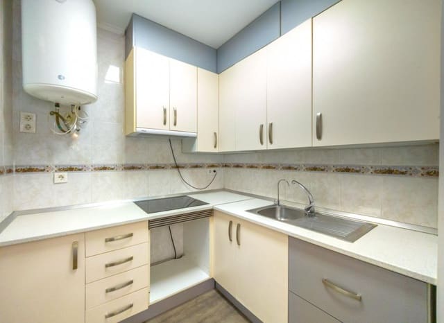 3 sypialnia Apartament na sprzedaż w Avenida Habaneras - Curva de Palangre, Torrevieja - 149 900 € (Ref: 9521867)