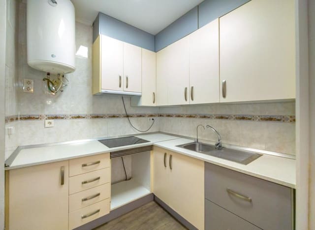 3 sypialnia Apartament na sprzedaż w Avenida Habaneras - Curva de Palangre, Torrevieja - 149 900 € (Ref: 9521867)