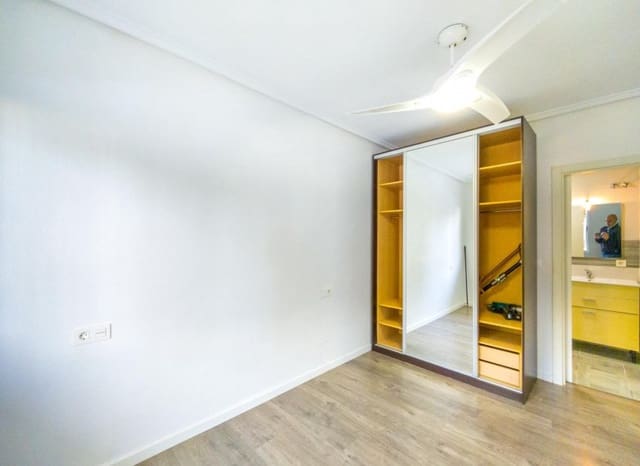 3 sypialnia Apartament na sprzedaż w Avenida Habaneras - Curva de Palangre, Torrevieja - 149 900 € (Ref: 9521867)